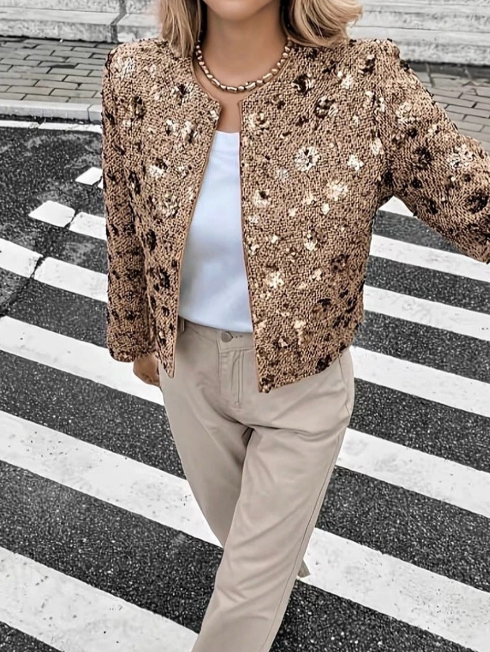 NWT. Gold Sequin Tweed Cropped Jacket Brown & Gold
